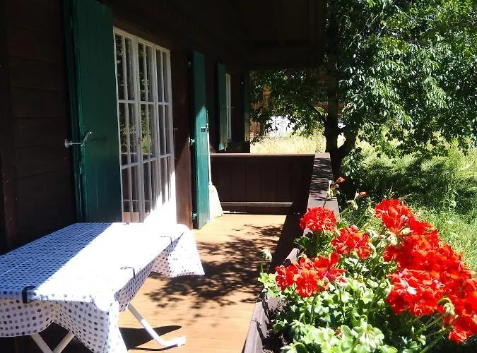 Ferien Flueehblueemli 샬레 *