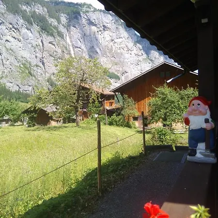 בקתה Ferien Flueehblueemli